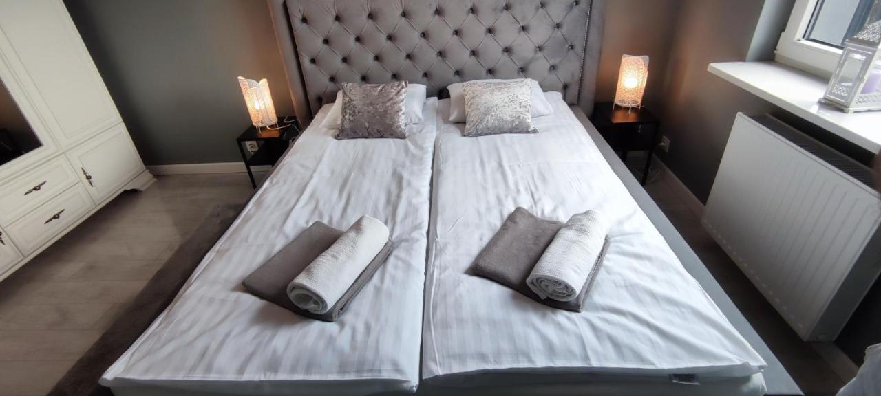 Labo Apartment Fort Wola Варшава Екстериор снимка