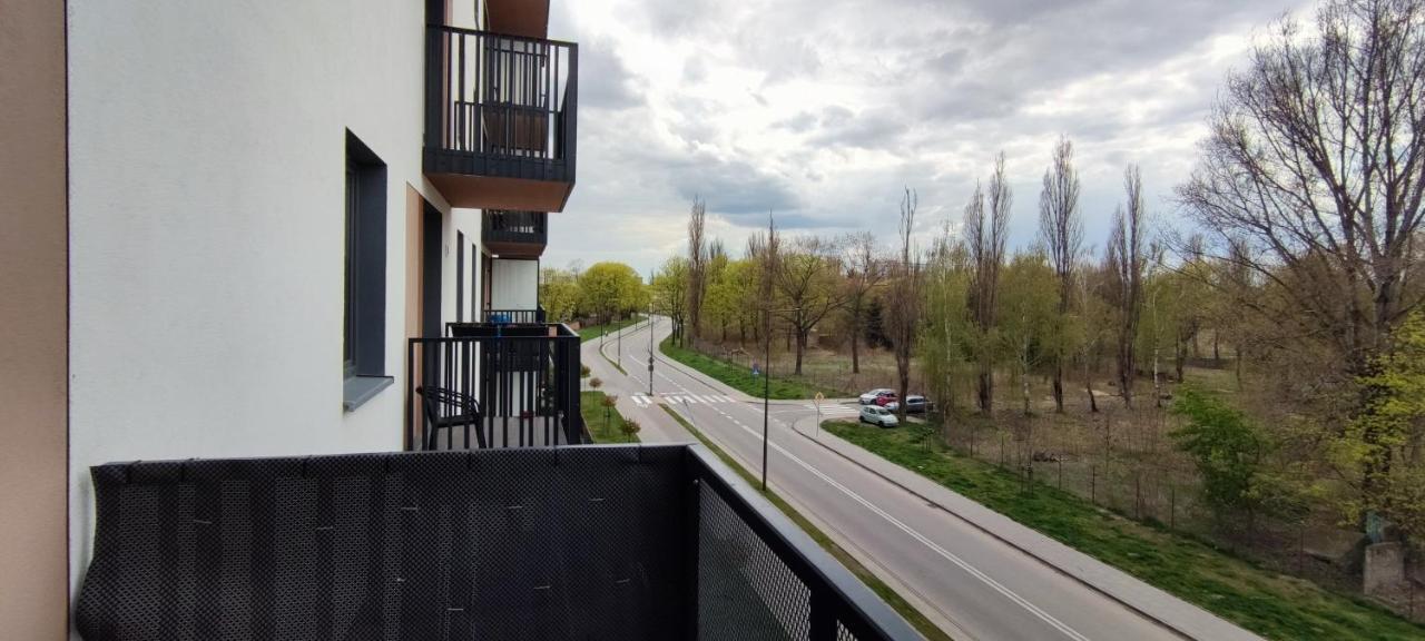 Labo Apartment Fort Wola Варшава Екстериор снимка