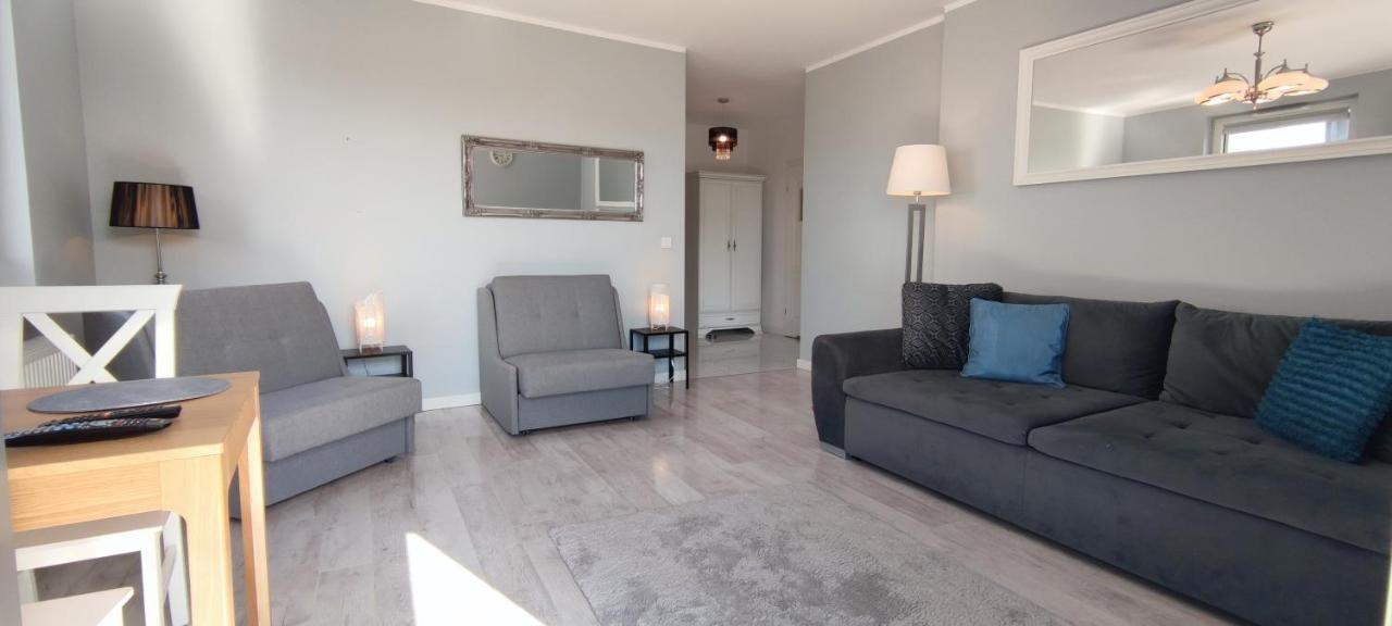 Labo Apartment Fort Wola Варшава Екстериор снимка